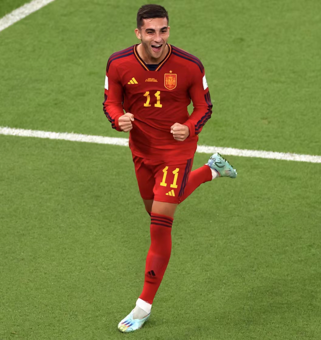 开云体育APP下载-包含利物浦力克国际米兰，费兰·托雷斯爆发神勇的词条