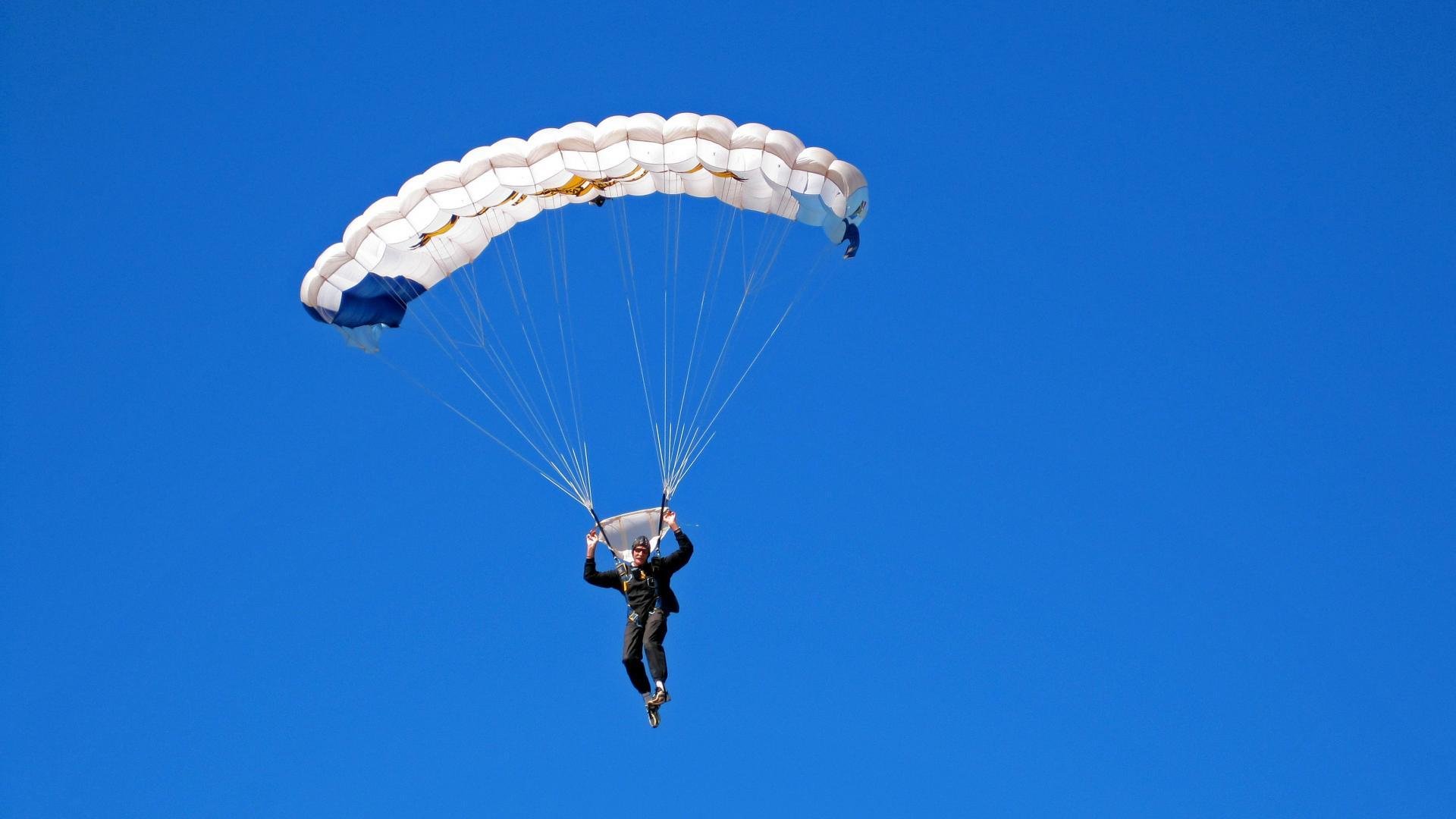 黑色战车沉没亚得里亚海！无名英雄马丁内利刺穿德国，克罗地亚写下史诗一夜